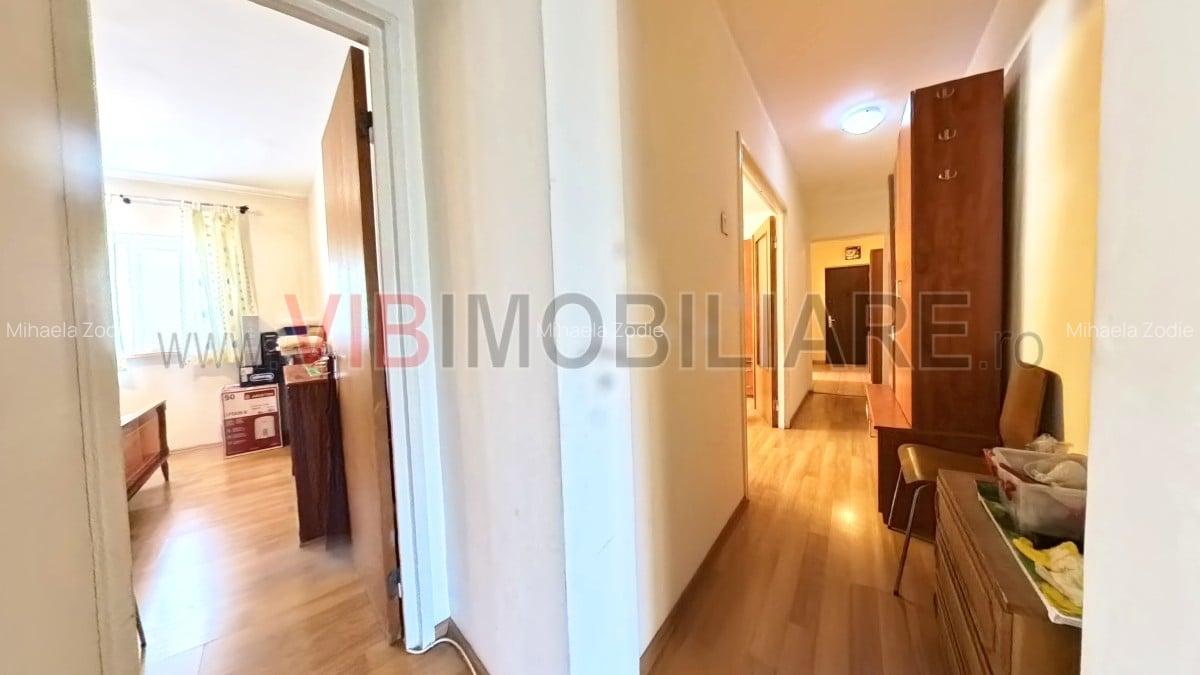 Titulescu - Piata Victoriei - Str Dr. Iacob Felix - 3 camere decomandat - 4