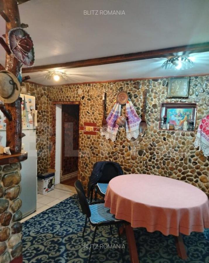 Casa 6 camere, 250 mp, zona Luncani - 9