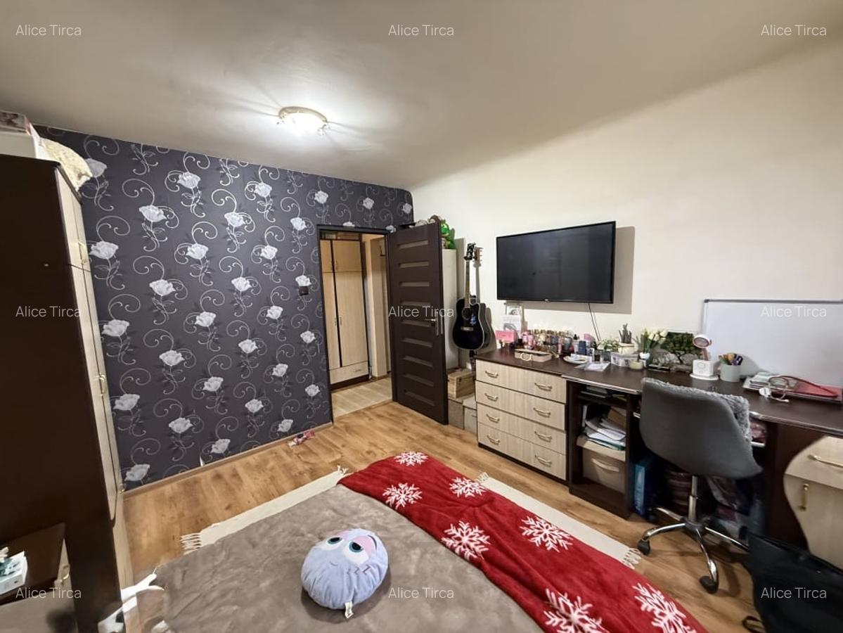 Apartament 3 camere, decomandat, 66.8 mp, Craiovita Noua, zona Niela - 4