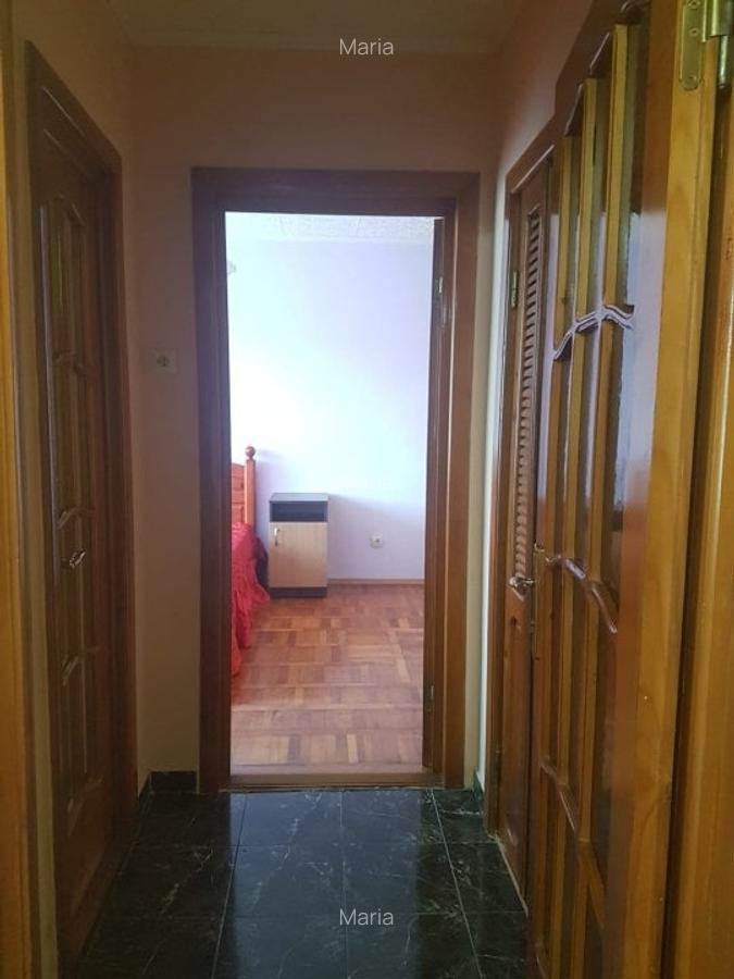 Apartament doua camere, mobilat si utilat, etaj unu, in Cornisa, langa Scoala 10 - 10