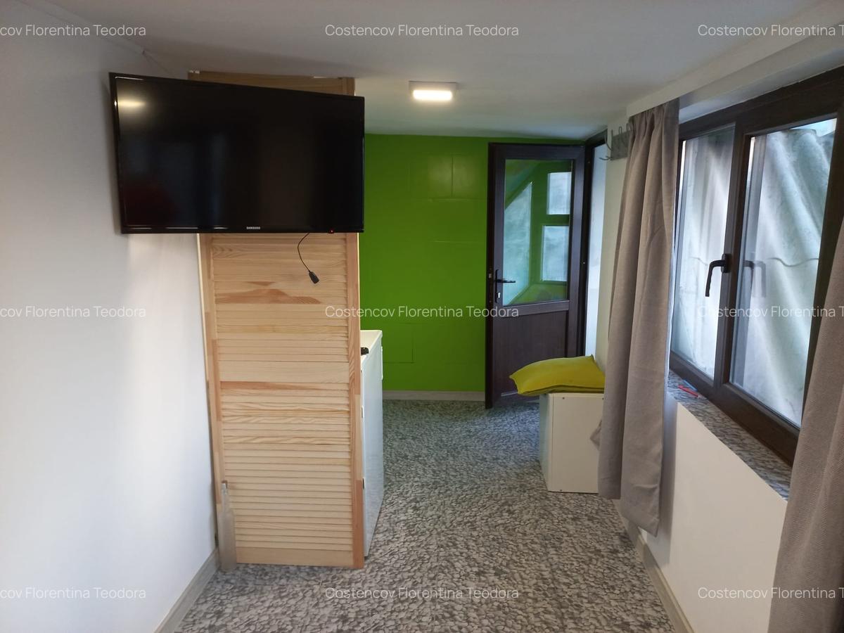 Garsonieră decomandată în Casa de Cultură - 4