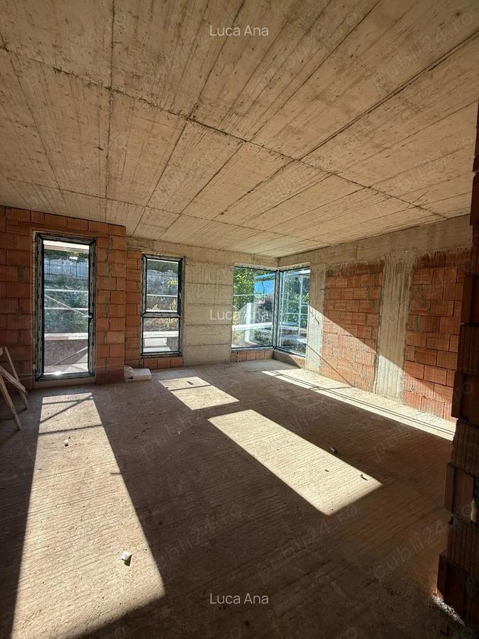 Apartament 4 camere, 97.75 mp+24 mp terasa + garaj+boxa in vila str. Campului! Pret: 290000 EURO - 3 Apartament 4 camere, 97.75 mp+24 mp terasa + garaj+boxa in vila str. Campului! Pret: 290000 EURO - 3