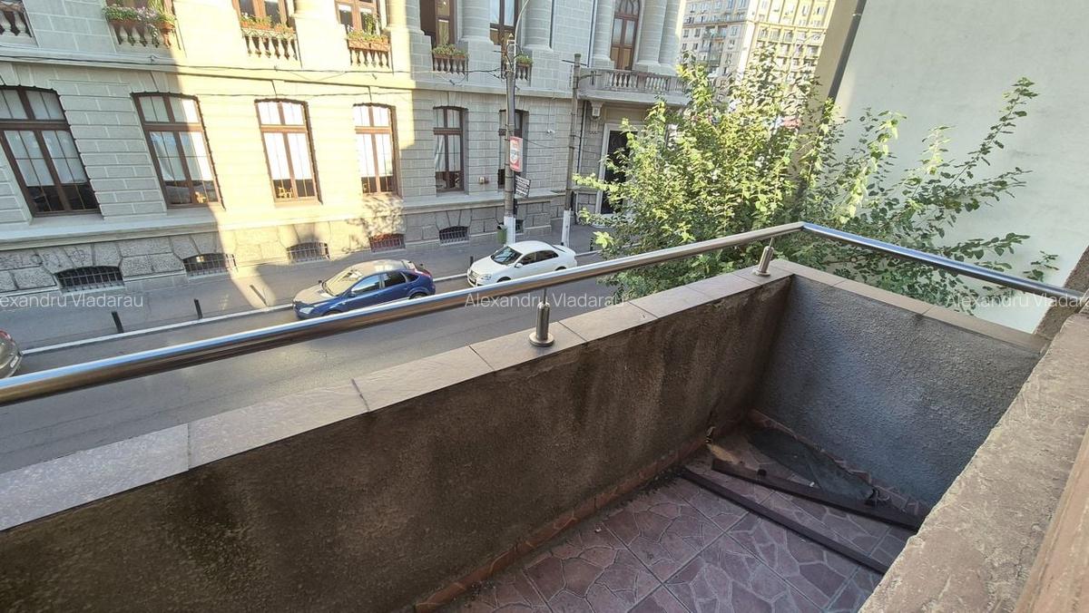 Apartament cu 3 camere 103,78 mp - piata Romana - 20