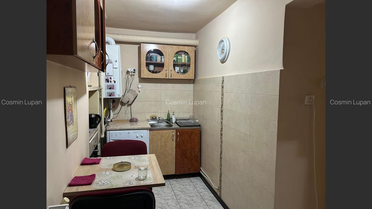 Apartament 2 camere, decomandat – Str. 22 Decembrie 1989.COMISION 0% - 4