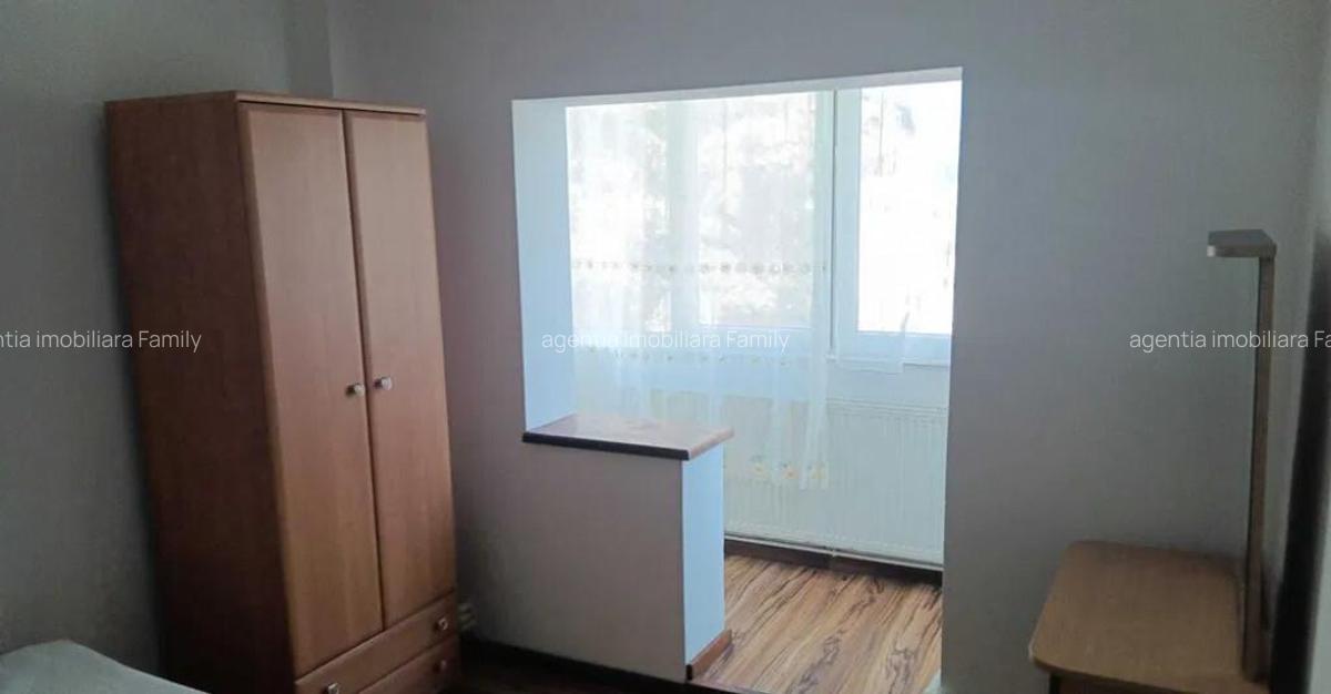 Apartament cu 3 Camere Zona Zamca - 2