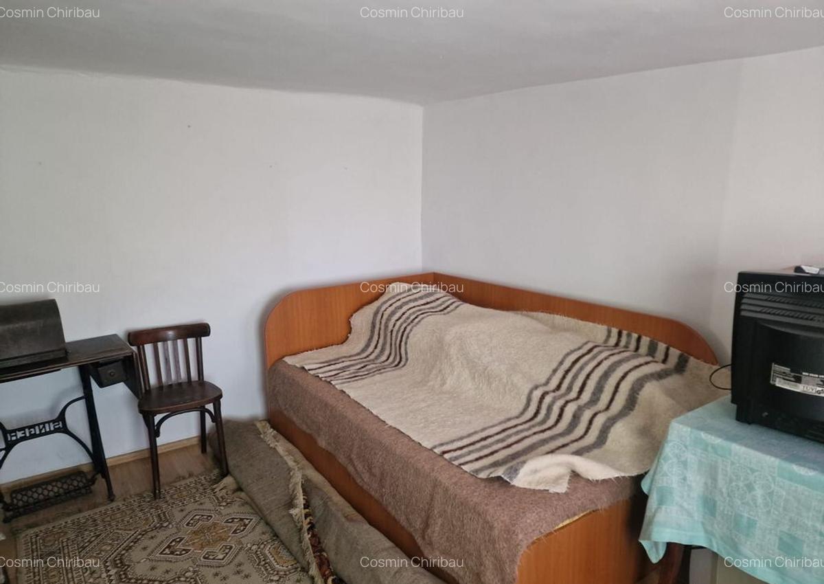 Casa in mediu rural cu teren - 7