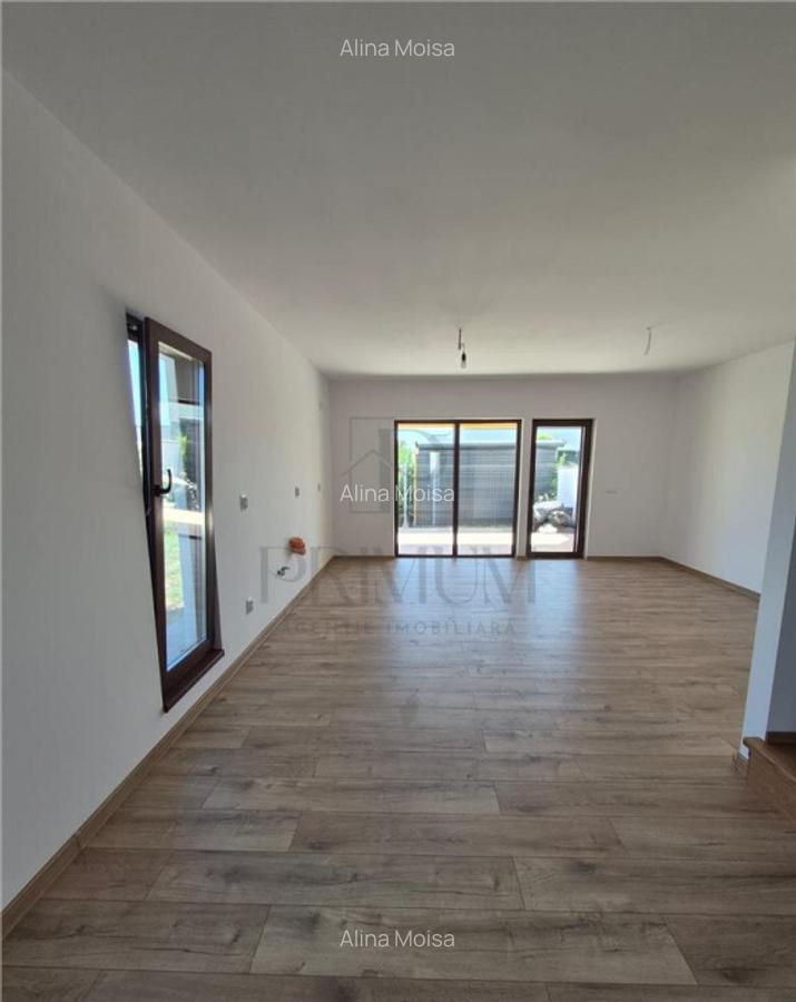 Duplex finalizat - bine compartimentat - toate utilitatile - - 21