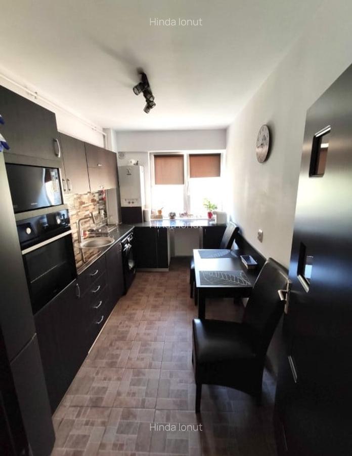 Apartament 2 camere decomandate, 56 mp, zona Vivo . - 5