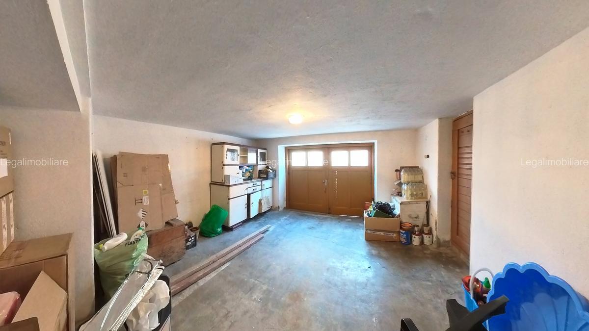 Casă individuala cu 4 camere și garaj în centrul istoric - 8