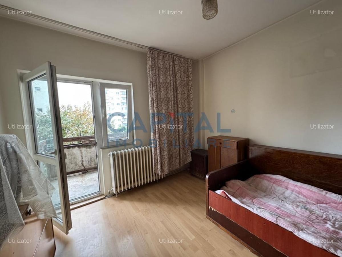 FARA COMISION! Apartament decomandat, 2 balcoane, etaj 1/8 - 2