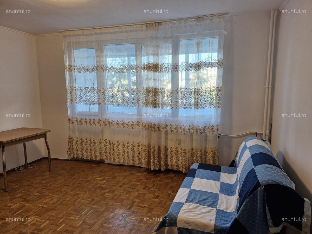 Teiul Doamnei, langa sectia 7 politie, sector 2, Ap. 3 camere, 450 euro - 2