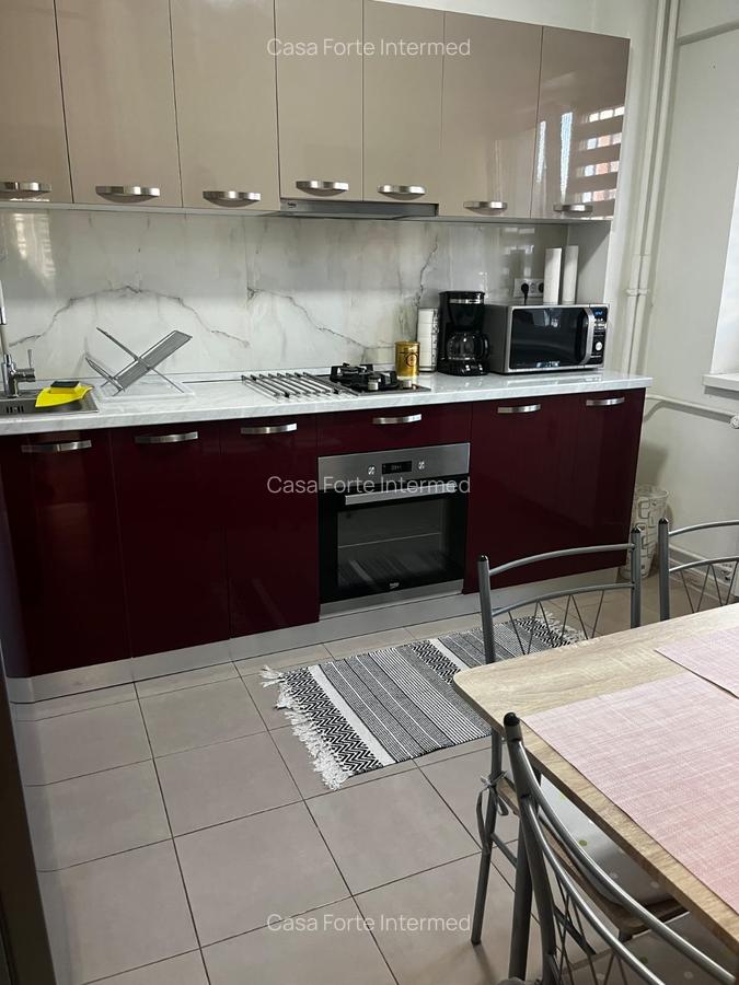 Apartament 2 camere de vânzare  Faleză Nord (vedere la mare) 160000 euro - 6