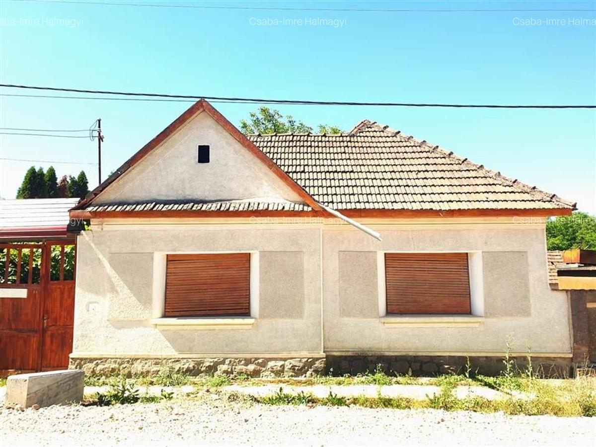 Casă individuală cu 2 camere în Ginta - 1