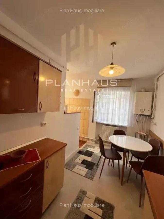 Apartament 3 camere ,ultracentral Biblioteca Judeteana,etaj 1 , garaj sub bloc inclus - 8