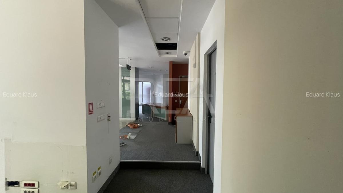 SPATIU COMERCIAL STRADAL MIHAI BRAVU - OBOR - 9