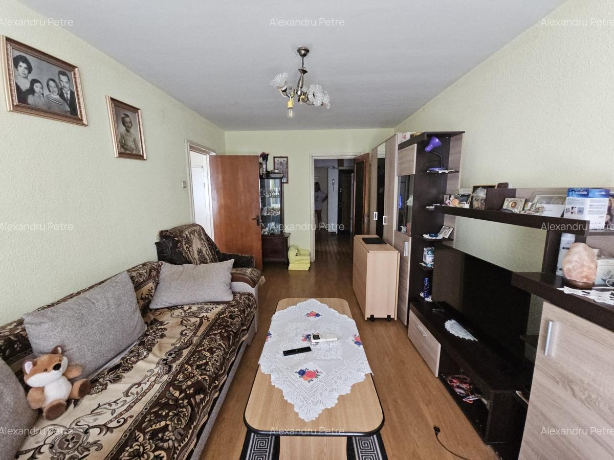 3 cam | 71 mp | Bl 1980 anvelopat | 10m metrou | Lujerului | necesita renovare - 12