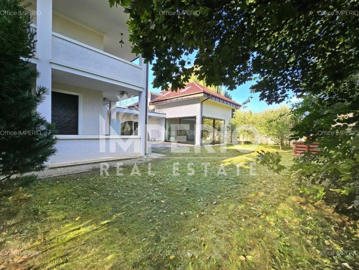 Casa individuala in Piata 14 Iulie cu 5 dormitoare, garaj dublu si piscina! - 1