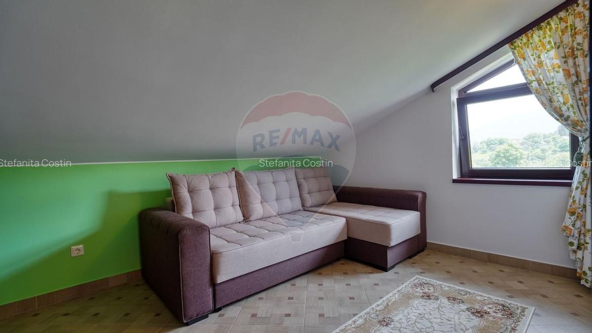 Casa / Vila cu 7 camere de vanzare in zona Tohanita 0% Comision - 25