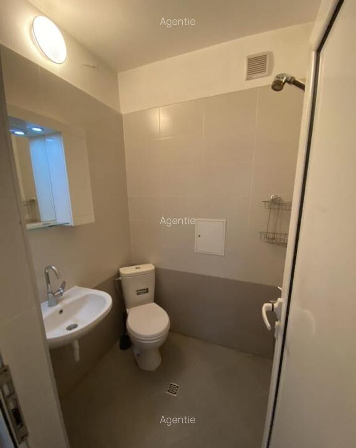 2 camere de vanzare Dacia - 4