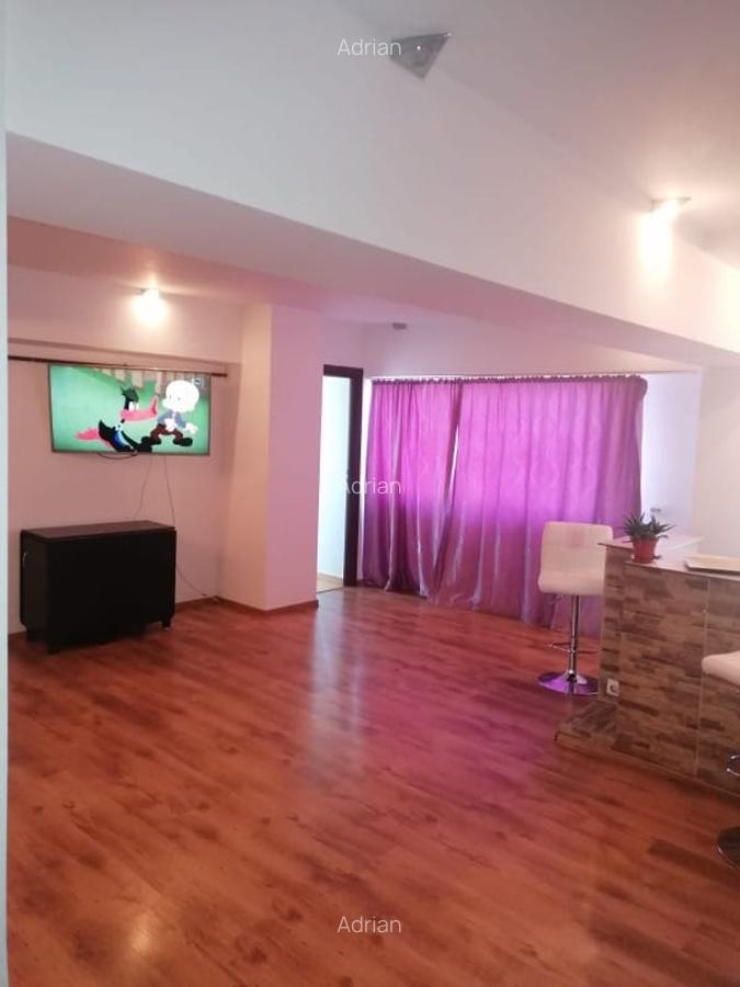 Casa de Cultura-2 camere decomandate, mobilate si utilate....... - 3