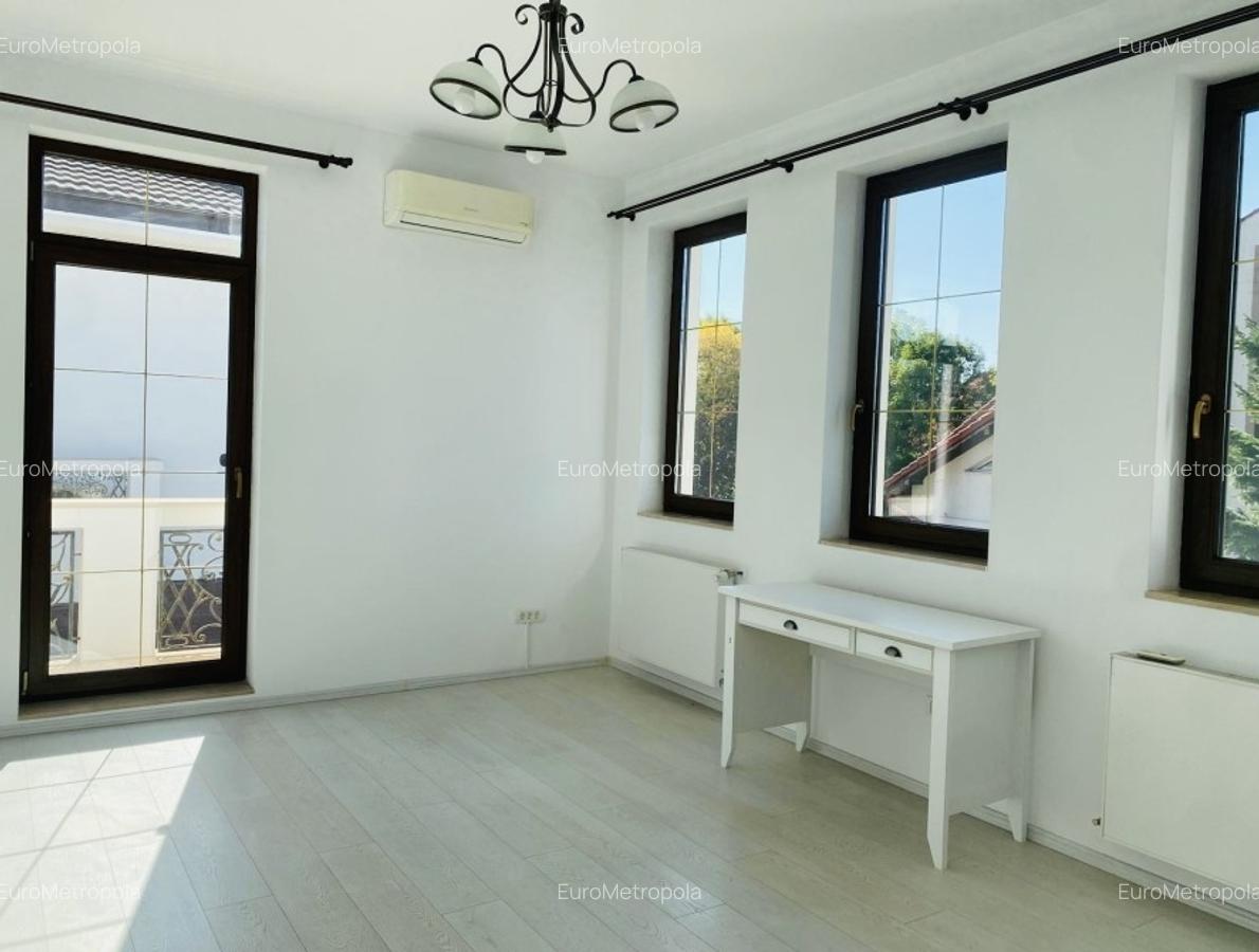 Vilă individuala, Iancu Nicolae – ansamblu exclusivist, curte 400 mp - 15