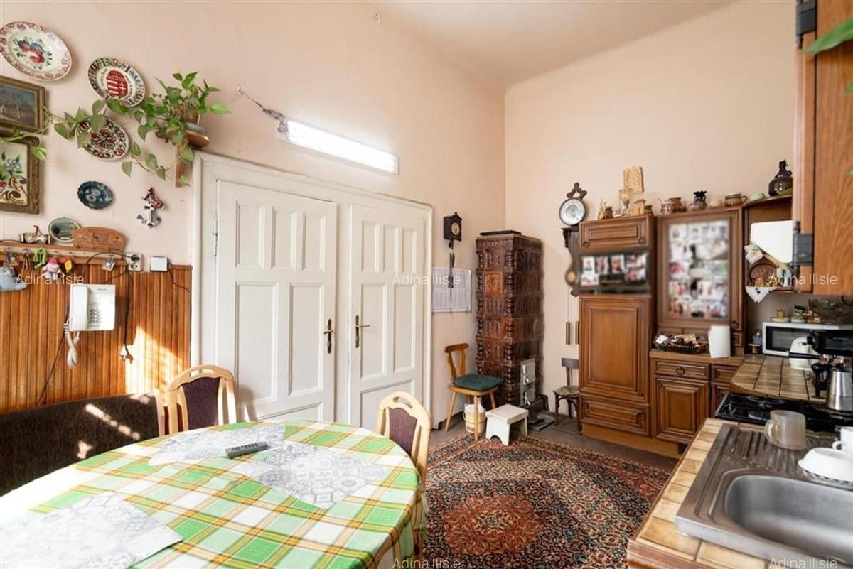 Apartament cu 4 camere semidecomandat în Central - 17