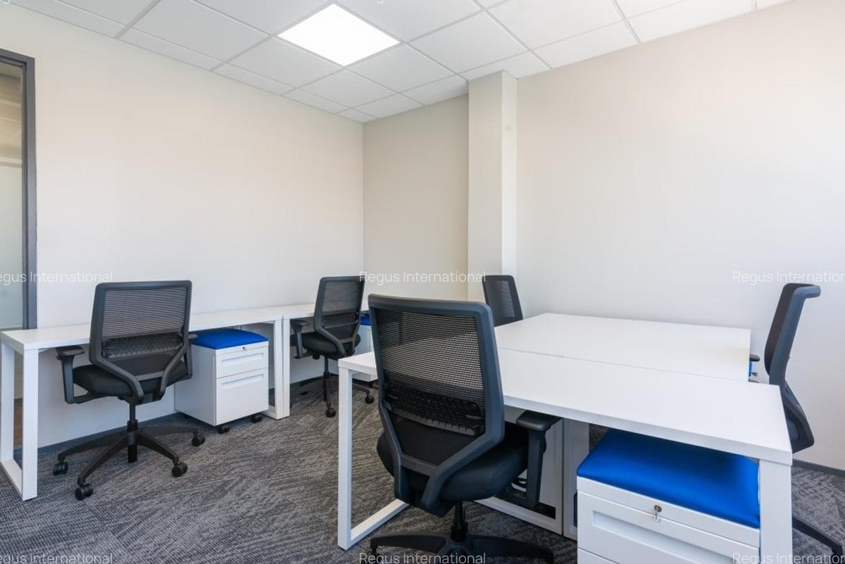 Alăturați-vă unui mediu de co-working cooperativ în Regus Primavera - 4