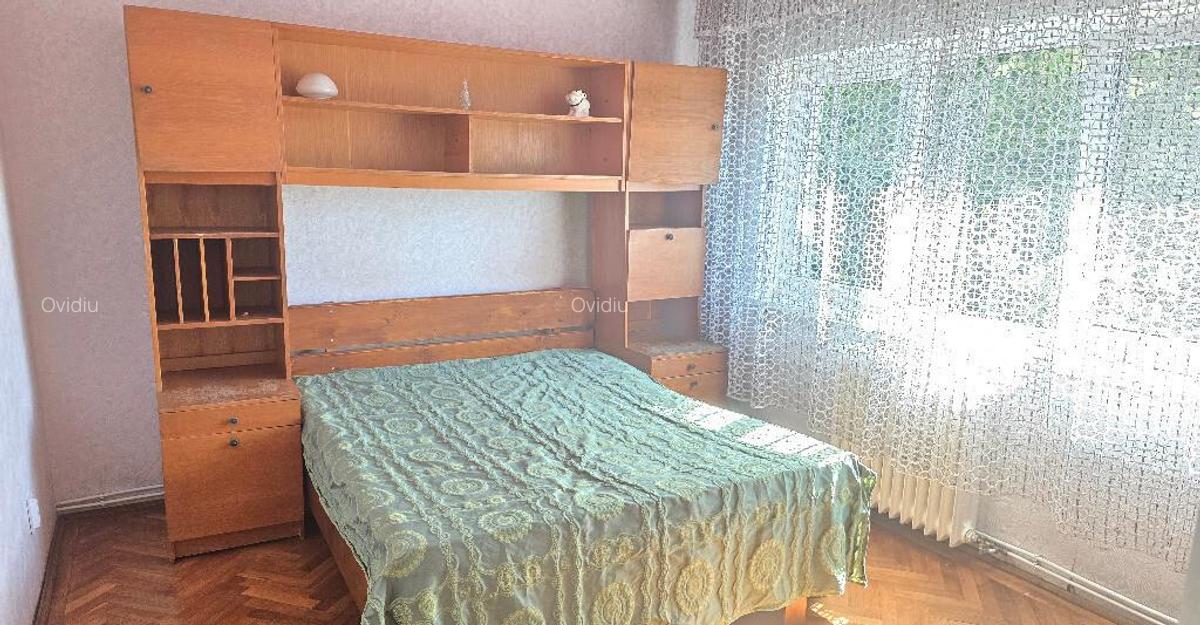 Vand apartament 2 camere decomandat in Deva, Balcescu, 22 Decembrie - 12