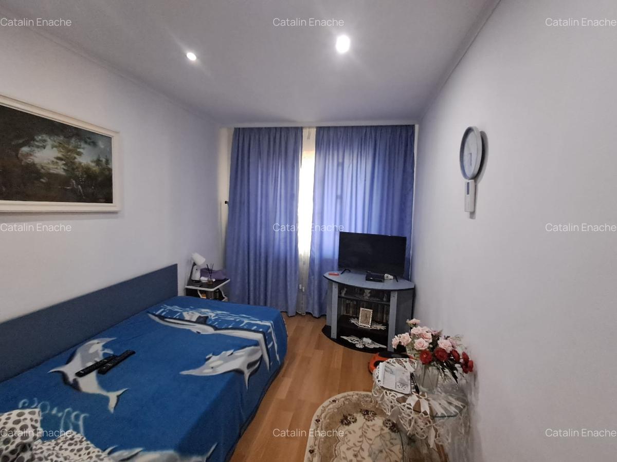 Apartament 3 camere Zona Jandarmerie - Strada Plevnei - etaj 3/3  - 65 mp - 13