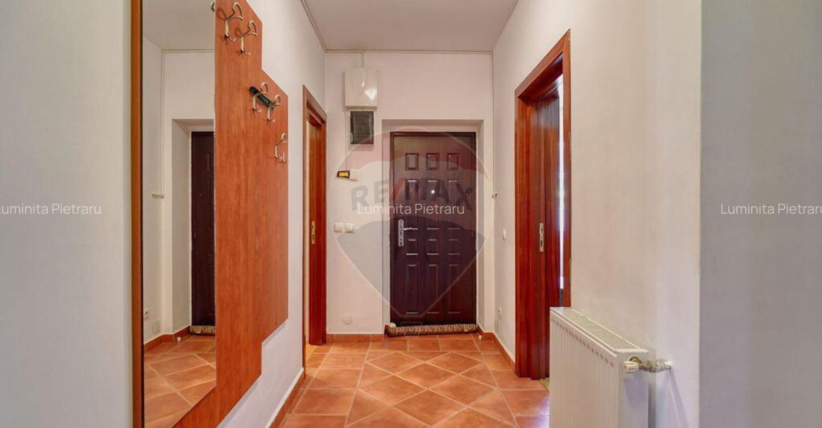 Casa / Vila cu 8 camere de vanzare in zona Valea Rasn... - 10