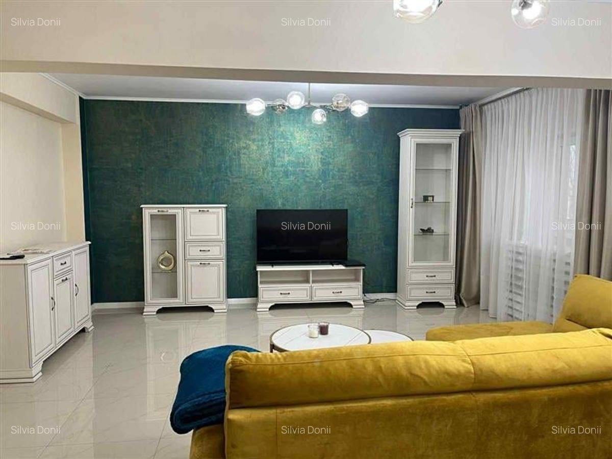 Apartament 3 camere - renovat - finisaje de lux - bd.Decebal - 1