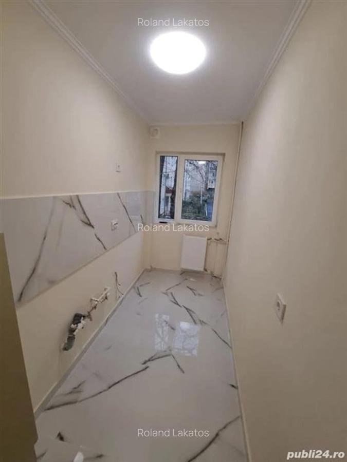 RECO . Apartament cu 2 camere Etajul 1  .  Rogerius . - 9