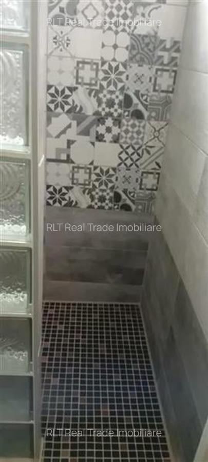 Apartament cu 2 camere semidecomandat în Tractorul - 8