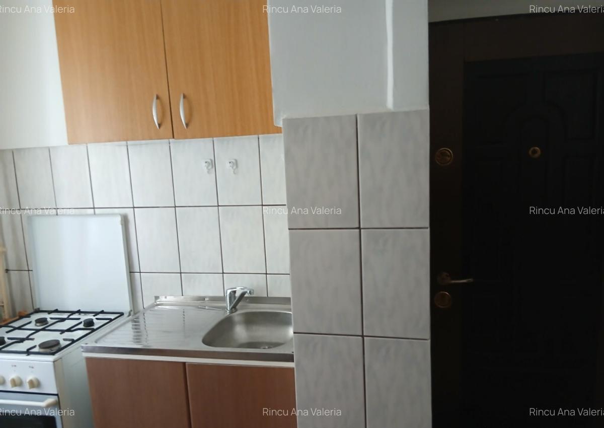 Garsoniera de vanzare - 6