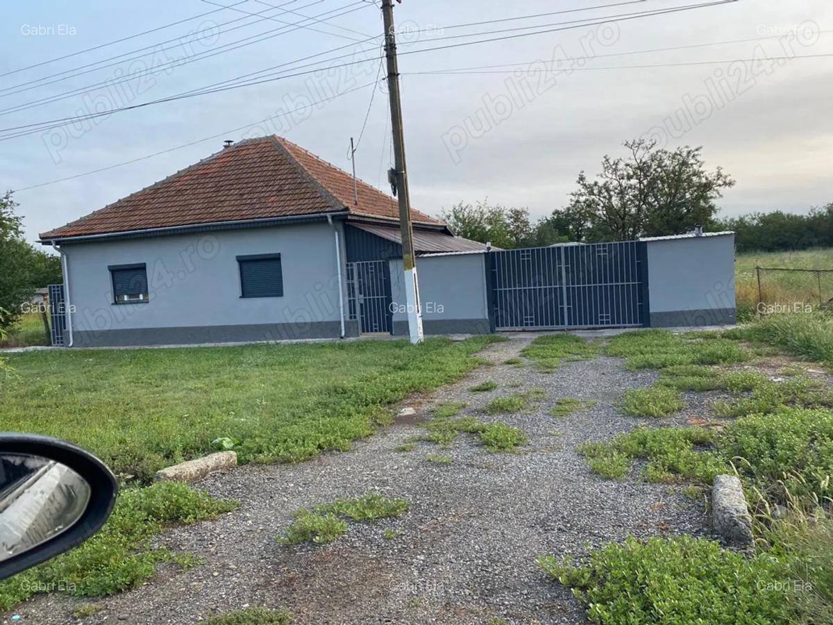 Casa de vanzare excelenta pentru mutat direct! - 1