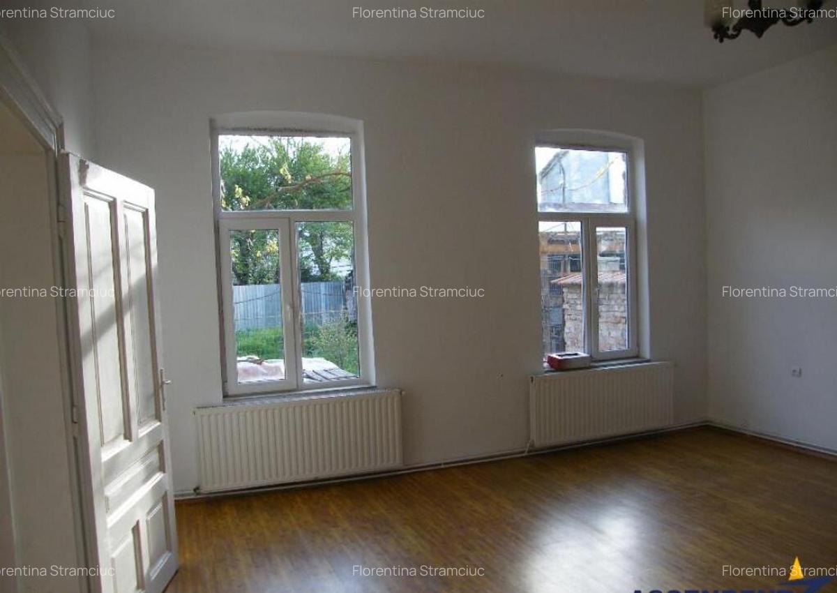 Casa pretabila locuinta sau birou, Central, Brasov - 1