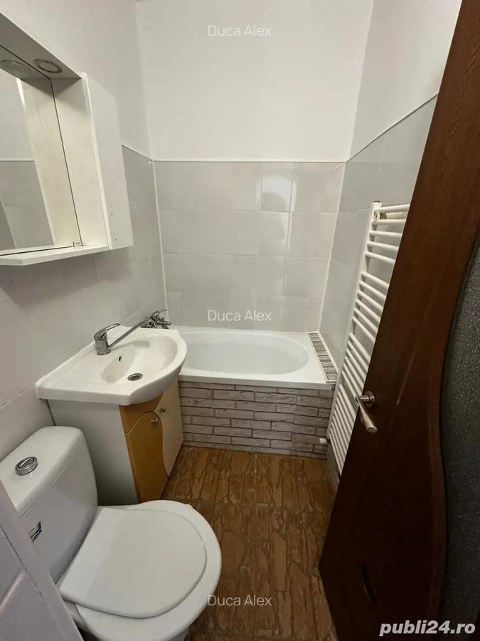 Inchiriez Apartament 2 camere - 3