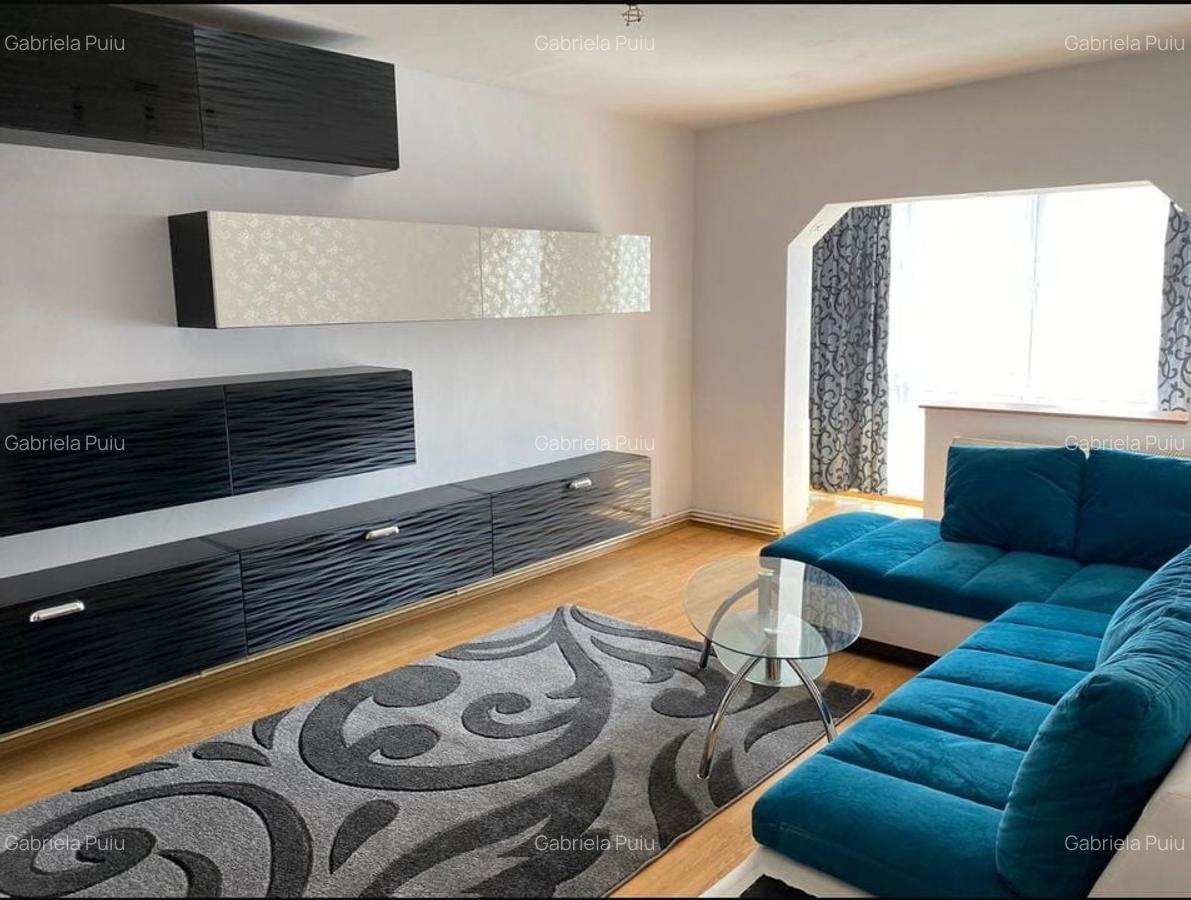 Apartament cu trei camere de inchiriat zona Carpatilor - 1
