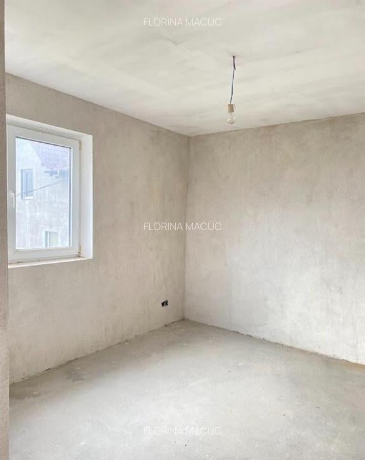 Casa in Calinesti, 2600 mp teren intravilan, 69500 euro - 14