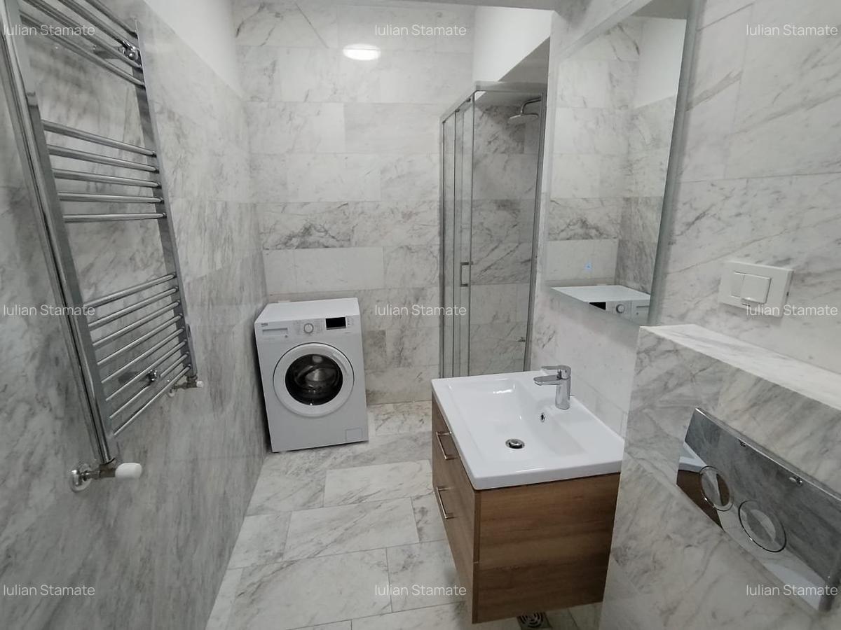 Apartament cu 3 camere decomandat în Copou - 11
