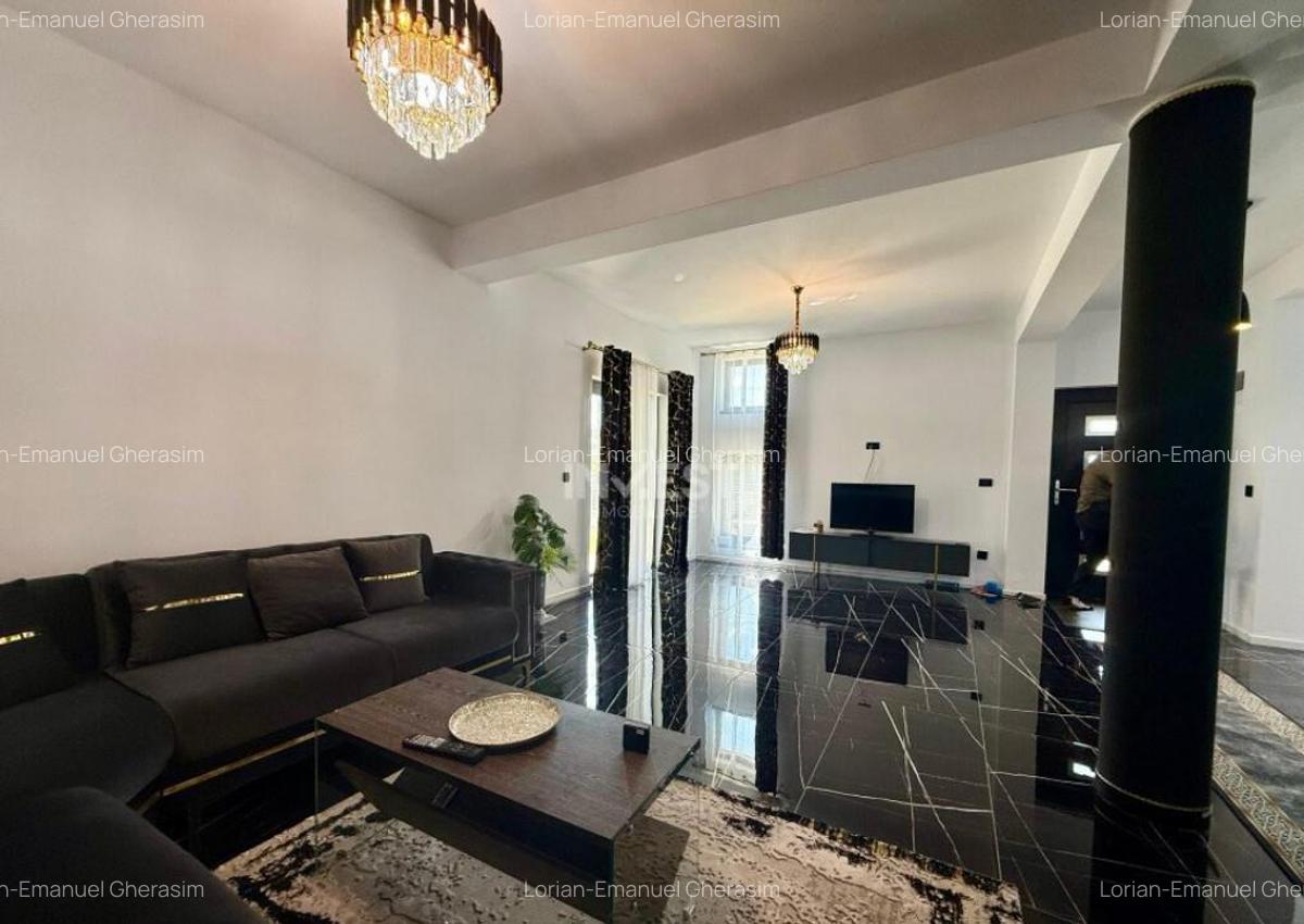 Vila de vanzare cu design deosebit in cartierul Bucium - 16
