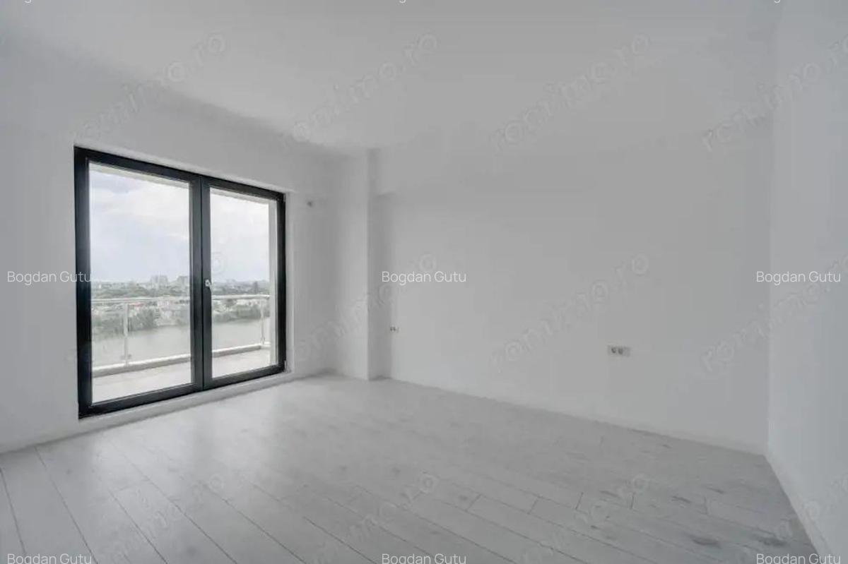 APARTAMENT CU TERASA GENEROASA SI VEDERE UNICA CATRE LAC - 3