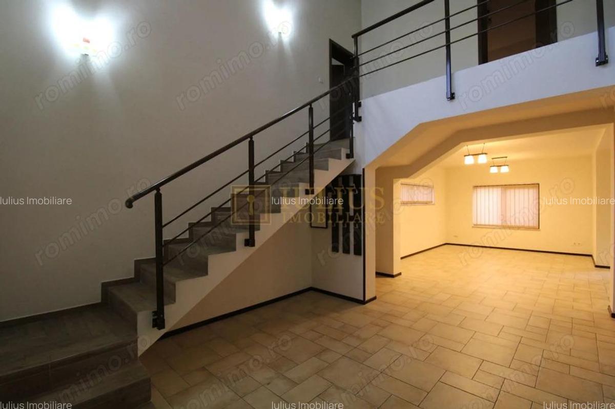 Zona Cetatii; 6 incaperi, ideal pentru sediu firma. - 12