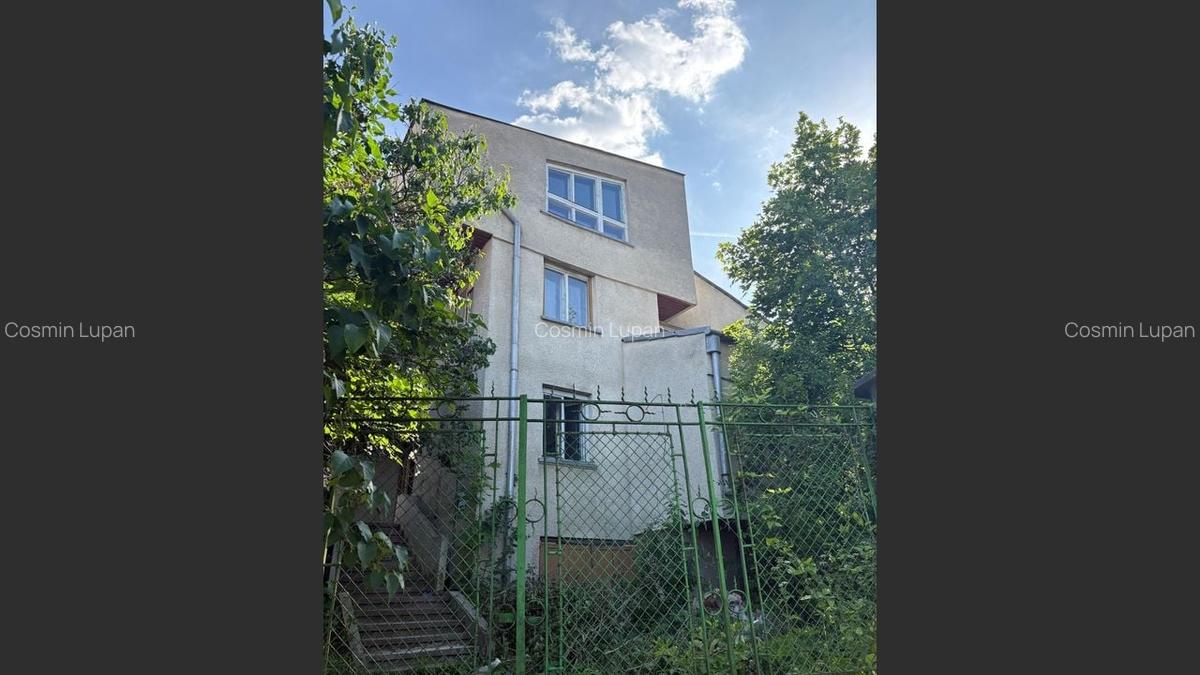 Casa de vanzare zona centrala Brasov  potential imobiliar ridicat - 1