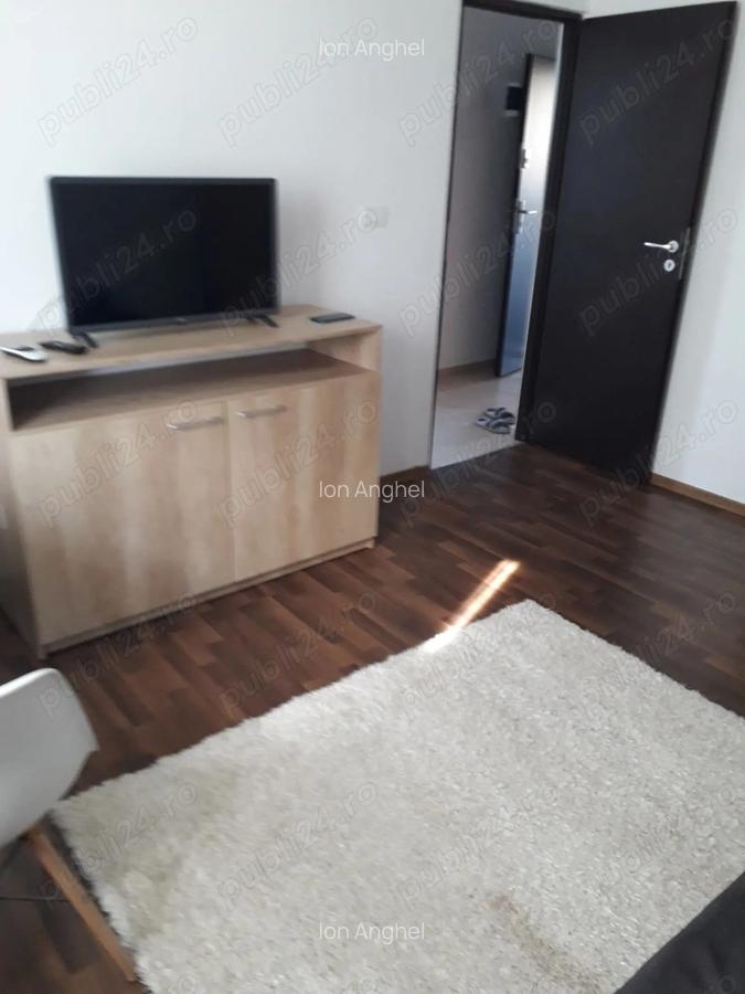 De inchiriat apartament doua camere - 6