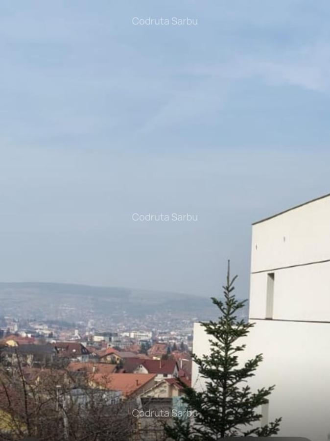 Apartament de 3 camere, cu priveliste in Andrei Muresanu - 1