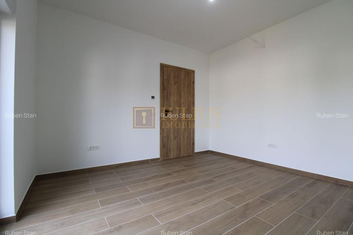 Casa zona Lunei, 5 camere + 3 bai, centrala proprie, prima inchiriere - 37