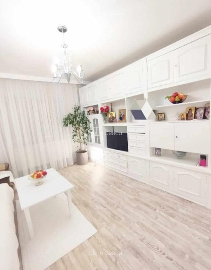 APARTAMENT 2 CAMERE | NAVODARI | MOBILAT COCHET | CENTRAL | FRUMOSUL ESTE ACASĂ - 1