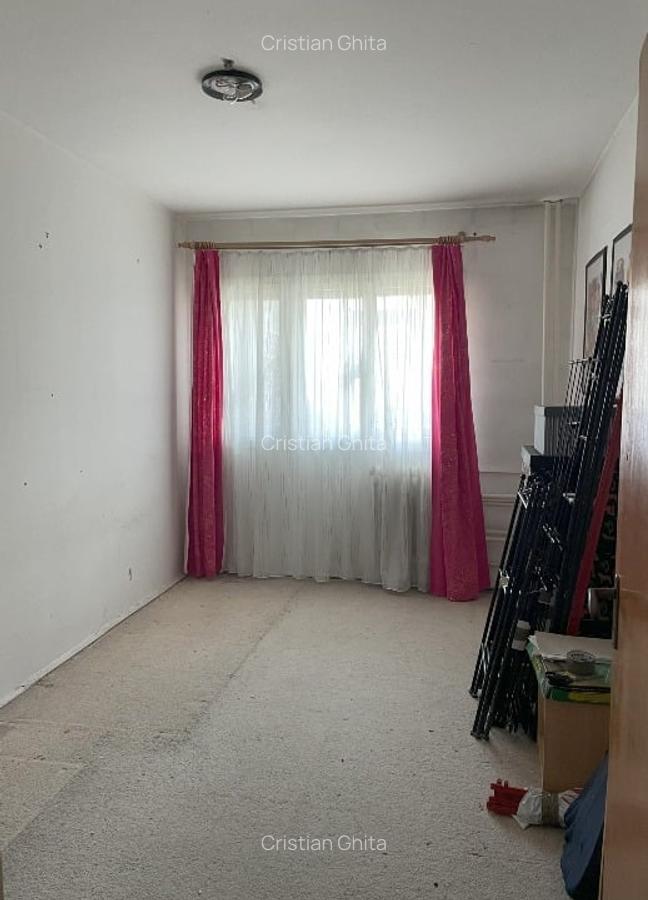 Apartament cu 4 camere decomandat în Iancului - 6