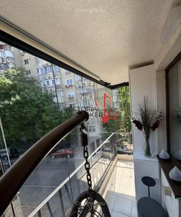 3 Camere Decebal, Bloc Nou - 16